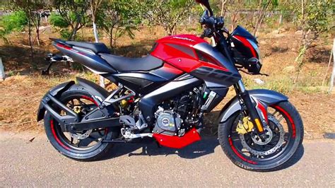 Bajaj Pulsar 200ns Mileage