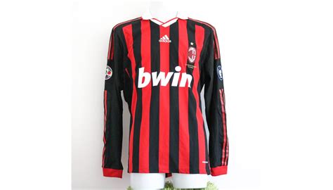 Ronaldinho's AC Milan Match-Issue/Worn Shirt, 2009/10 Season - CharityStars