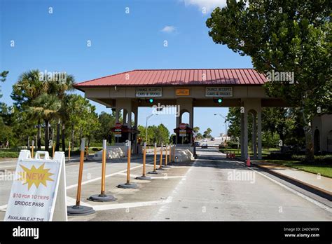 Hammock Dunes toll bridge palm coast side florida usa Stock Photo - Alamy