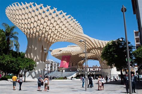 10 Top Tourist Attractions in Seville (with Map & Photos) - Touropia