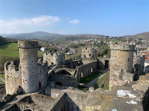 Inner Ward, Conwy Castle (Illustration) - World History Encyclopedia