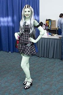 Monster High Frankie Stein Cosplay - Mike dunne