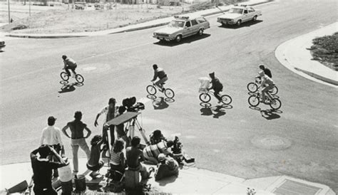 Filming the E.T. bike chase scene in 1982 : r/OldSchoolCool