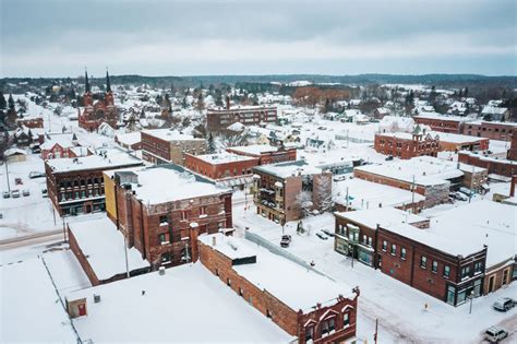 Local Winter Guide to Visiting Calumet