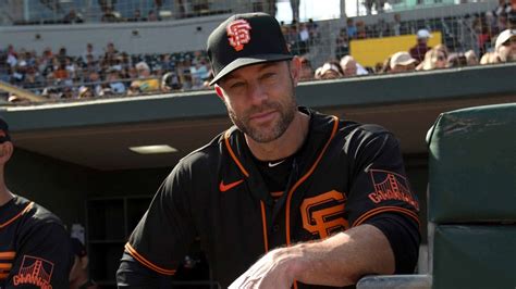 Giants' Gabe Kapler Is First MLB Manager to Kneel During National ...