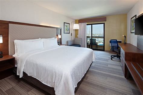 HOLIDAY INN EXPRESS & SUITES VENTURA HARBOR, AN IHG HOTEL $184 ...