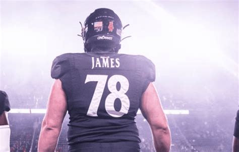 Meet 2020 NFL Draft Prospect: Morgan James, OL, University of Cincinnati