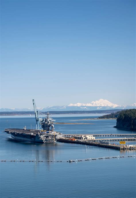 DVIDS - Images - USS Nimitz visits Naval Magazine Indian Island [Image 9 of 13]