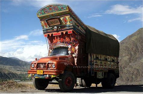 Weird Truck Art in Pakistan (23 pics)