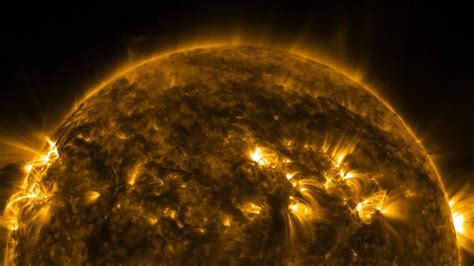 NASA releases ultra-HD video of the sun | GMA News Online