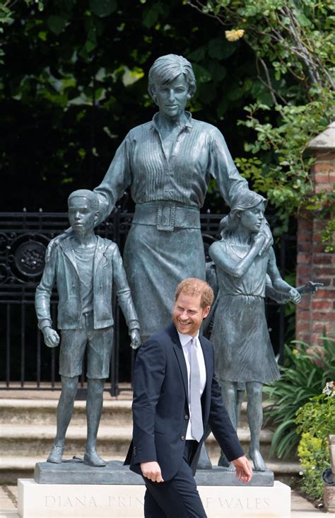 Princes William and Harry Unveil the Princess Diana Statue | POPSUGAR Celebrity