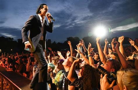 20 Best Nick Cave Songs of All Time - Singersroom.com