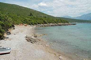 Tivat | Hotels, holiday rentals, tourist resorts, luxury villas with pool