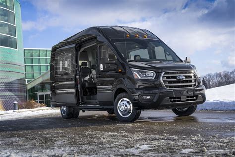 2020 Ford Transit Crew, F-250 Diesel Are Ready To Work With Luxuries