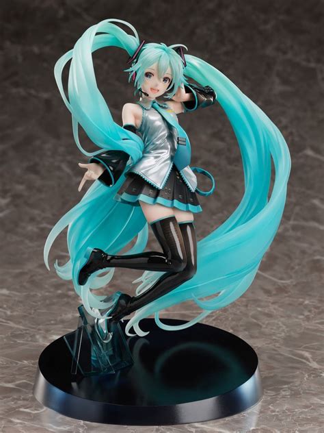 Hatsune Miku - Chronicle Figure | Crunchyroll store