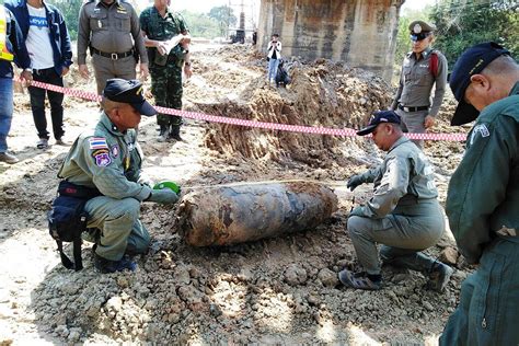 Bangkok Post - Evacuation mulled after WWII explosives discovery