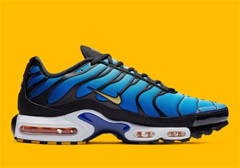 Release Date: Nike Air Max Plus OG Hyper Blue | KaSneaker