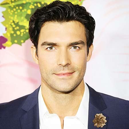 Peter Porte Net Worth, Wedding, Husband, Wife, Age, Height, Salary, Gay ...