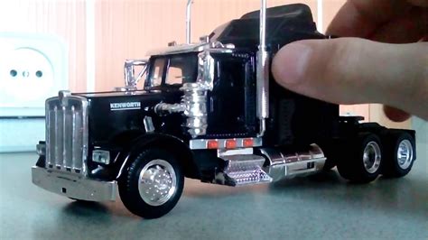 Kenworth W-900 "New Ray" 1:43 - YouTube