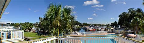 FLORIDA CRACKER RIVERSIDE RESORT - Hotel Reviews & Price Comparison (Homosassa Springs ...