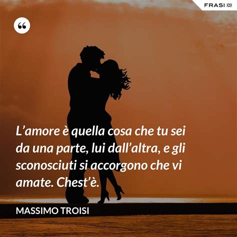 Massimo Troisi: le frasi più belle del grande attore e comico