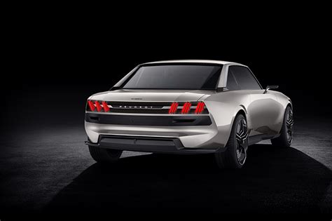 the peugeot e-LEGEND concept blends retro styling with autonomous driving