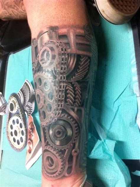 Resultado de imagen para mechanical tattoo sleeve | Gear tattoo, Mechanic tattoo, Biomechanical ...