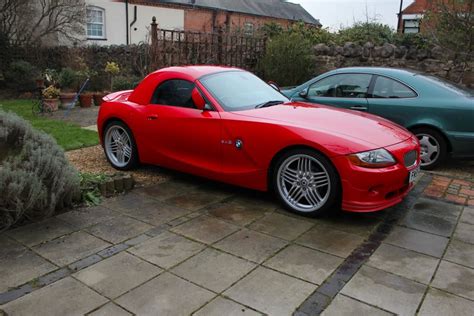 *Now sold* BMW Z4 Hardtop (red) + Folding Stand + Cover - Z4-forum.com