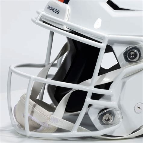 Denver Broncos Unveil New “Snowcapped” White Alternate Helmets – SportsLogos.Net News