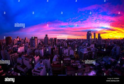 Buenos aires skyline hi-res stock photography and images - Alamy