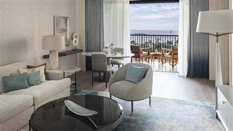 Four Seasons Resort Dubai Unveils Refurbished Suites | Luxury Travel ...