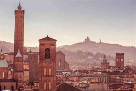 10 Best Things to Do in Bologna, Italy