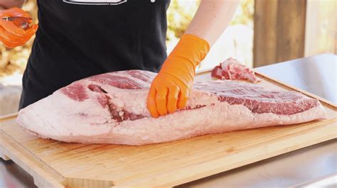 How to Trim a Brisket: 8 Detailed Steps and Tips