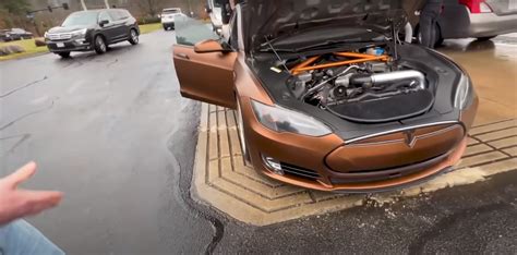 V8-Powered Tesla Takes Gas on the Side of the Road on Its Way to First Dyno Session - autoevolution