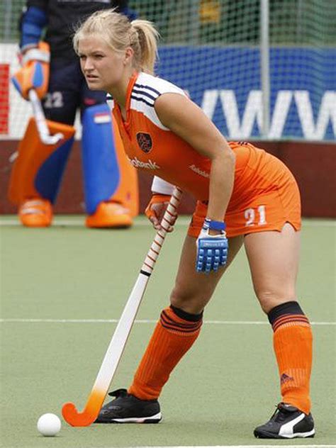 Field Hockey of Fit. | Fit Athletes | Pinterest | Field hockey, Hockey ...