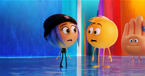 The Emoji Movie is so bad, it made us yell at strangers on the street - The Verge
