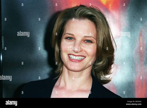 BRIDGET FONDA 'KISS OF THE DRAGON' FILM PREM CENTURY CITY LOS ANGELES ...