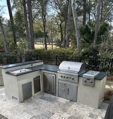 Coyote | Sweetgrass Custom Outdoor Kitchens