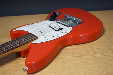 Fender Jag-Stang Made In Japan in 2020 | Fender jagstang, Fender bass guitar, Fender bass