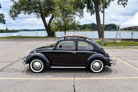 Color Volkswagen classic car Photograph of classic Volkswagen Beetle ...