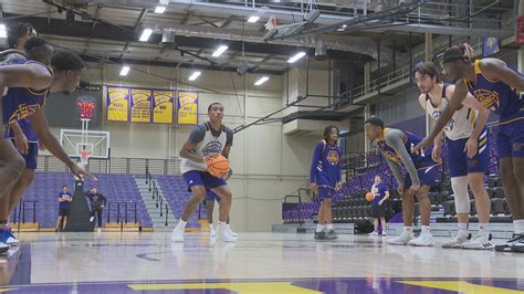 "We're Here to Finish" Rebuilt WIU Basketball Program Amasses Ample ...