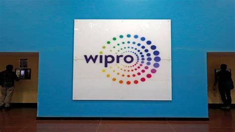 Wipro offers Rs 1 lakh retention bonus to freshers, junior employees ...