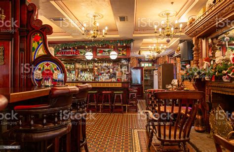 Luxurious Interior Of Traditional English Restaurant Stock Photo - Download Image Now - iStock