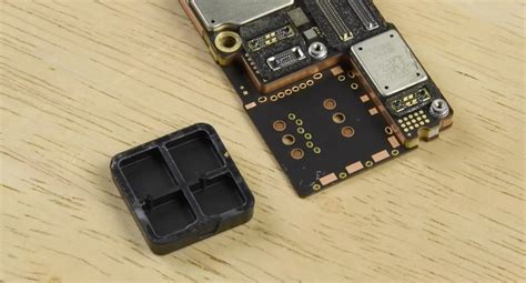 iPhone 14 Pro Max Teardown Provides Closer Look at Unused SIM Tray ...