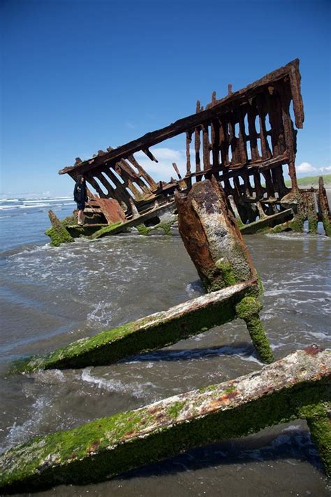 Peter Iredale Shipwreck Oregon | Outdoor, Travel photography, Outdoor ...