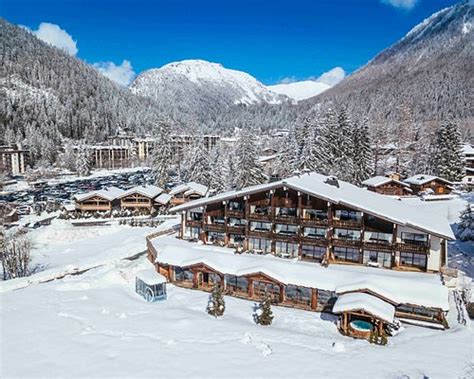 THE 10 BEST Chamonix Ski-in / Ski-out Hotels of 2021 (with Prices ...