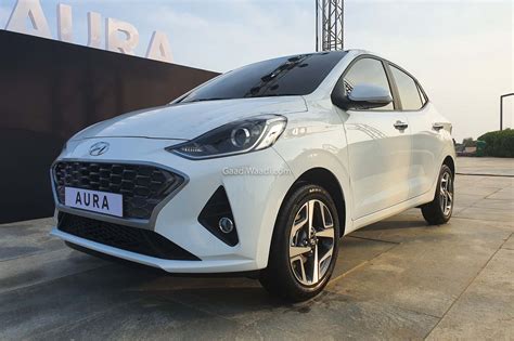 All New 2020 Hyundai Aura Compact Sedan Unveiled In India