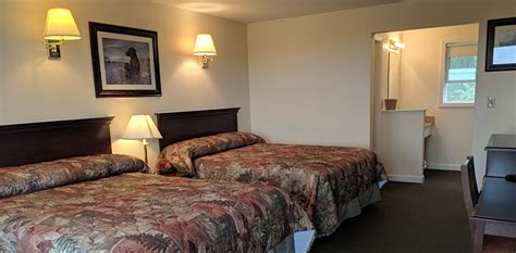 Rangeley Saddleback Inn, Affordable Rooms, Accommodations, Activities ...