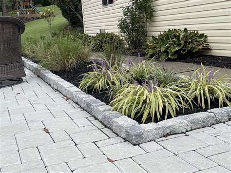 Edging Stones for Gardens, Walkways, and Driveways | NMP