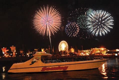 I'm on a boat! In Chicago! With fireworks! Is this heaven? - More Than Thursdays